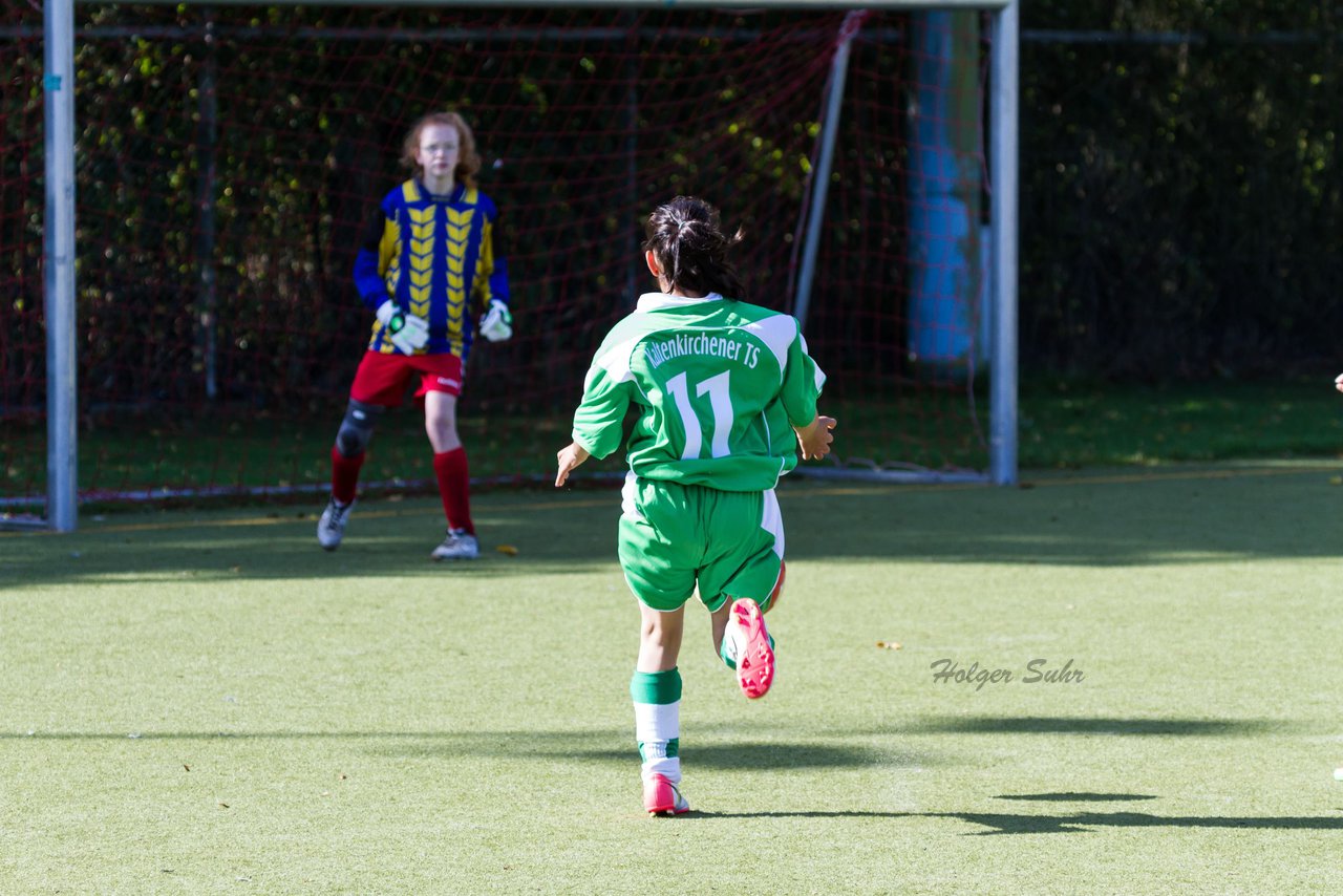 Bild 226 - C-Juniorinnen Kaltenkirchener TS - TuS Tensfeld : Ergebnis: 7:0